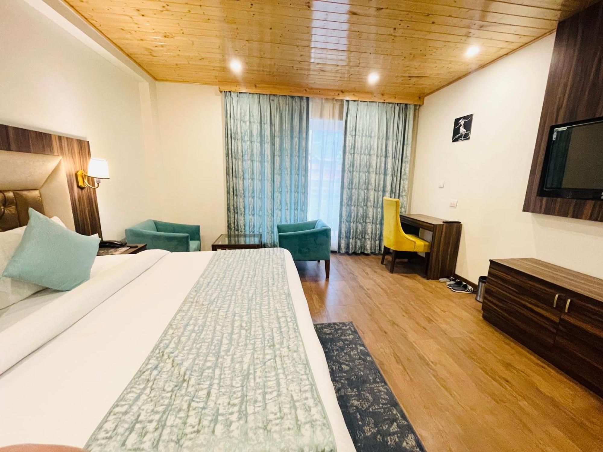 Simsa Heights Manali Hotell Exteriör bild