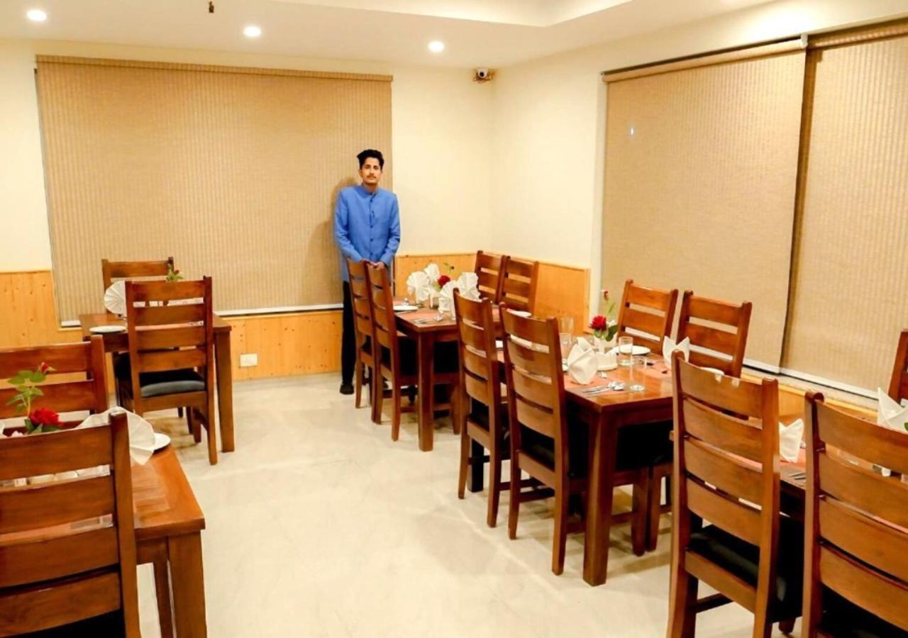Simsa Heights Manali Hotell Exteriör bild